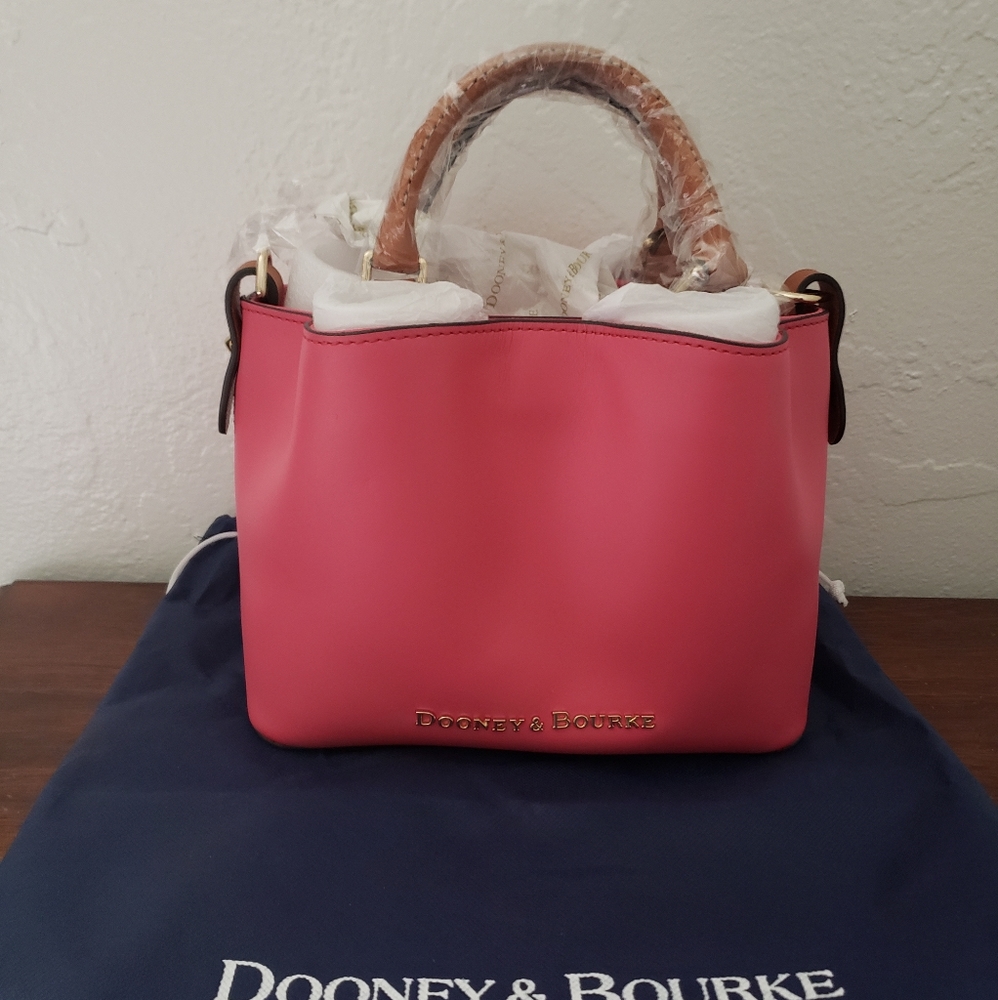 Dooney & Bourke Set - Picture 2 of 11